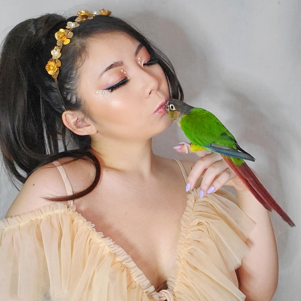 Meet your Posher, Genny